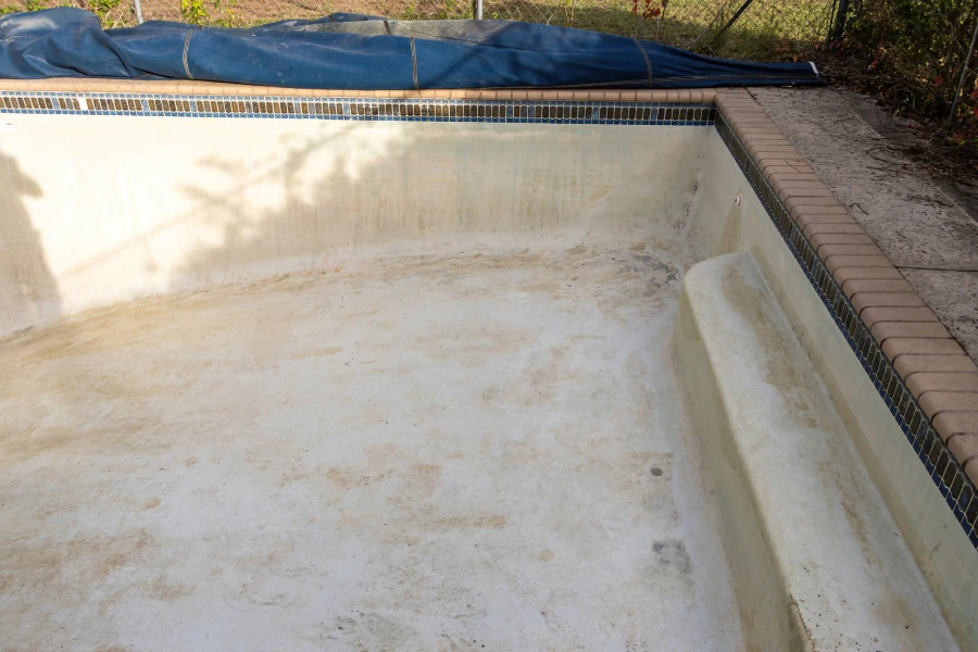 Swimming Pool Repair Service